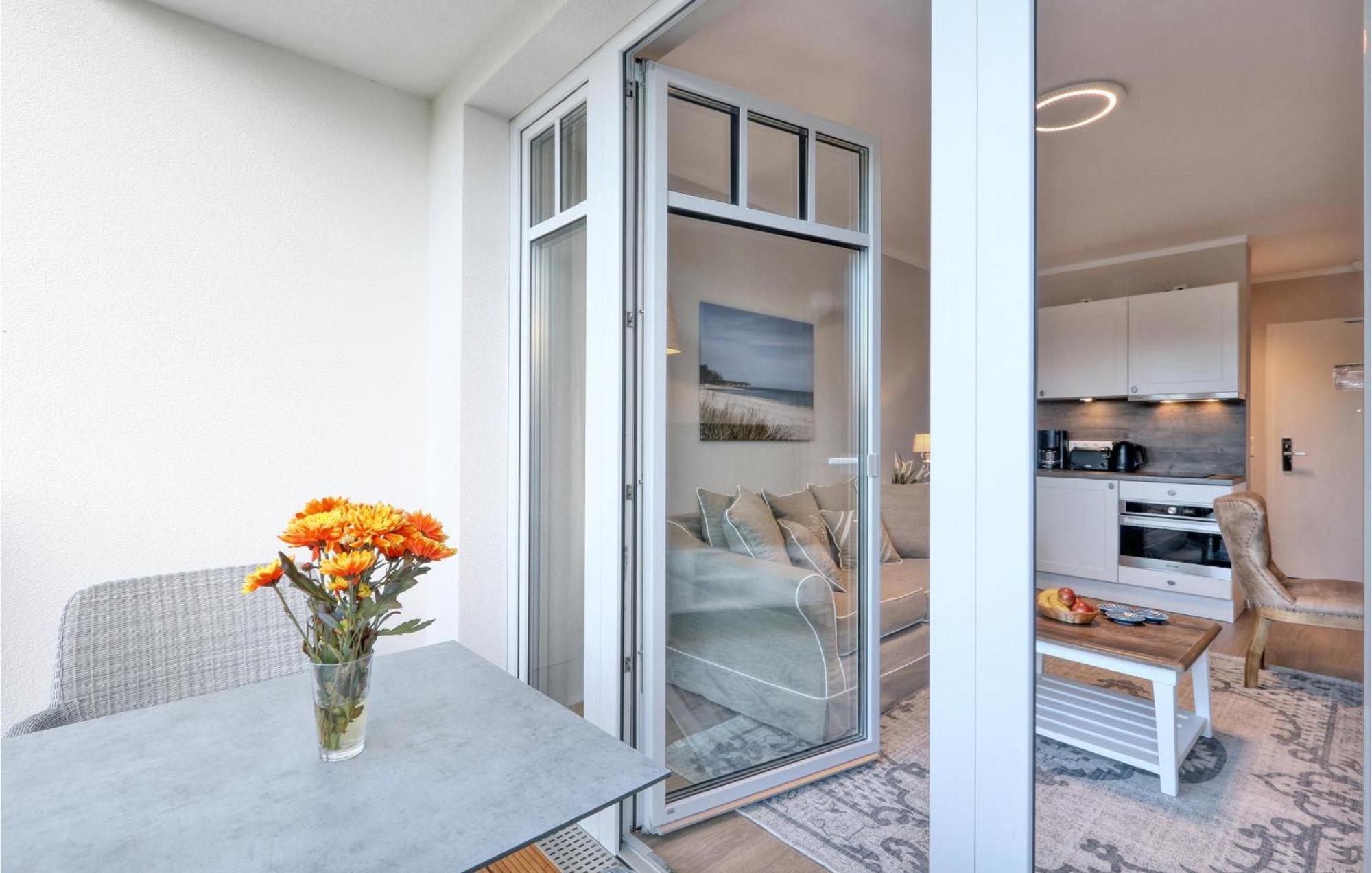 Nice apartment in Ostseebad Boltenhagen with 1 Bedrooms, Sauna&WiFi Buitenkant foto